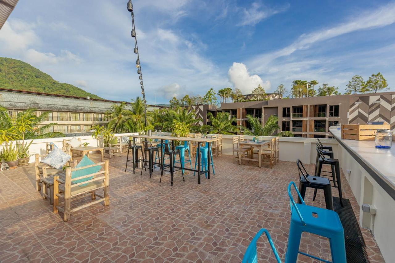 Club22 Kamala Suites, Pantai Kamala Luaran gambar